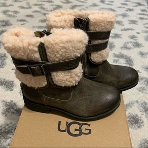 NWT Ugg Blaire 3 Boot